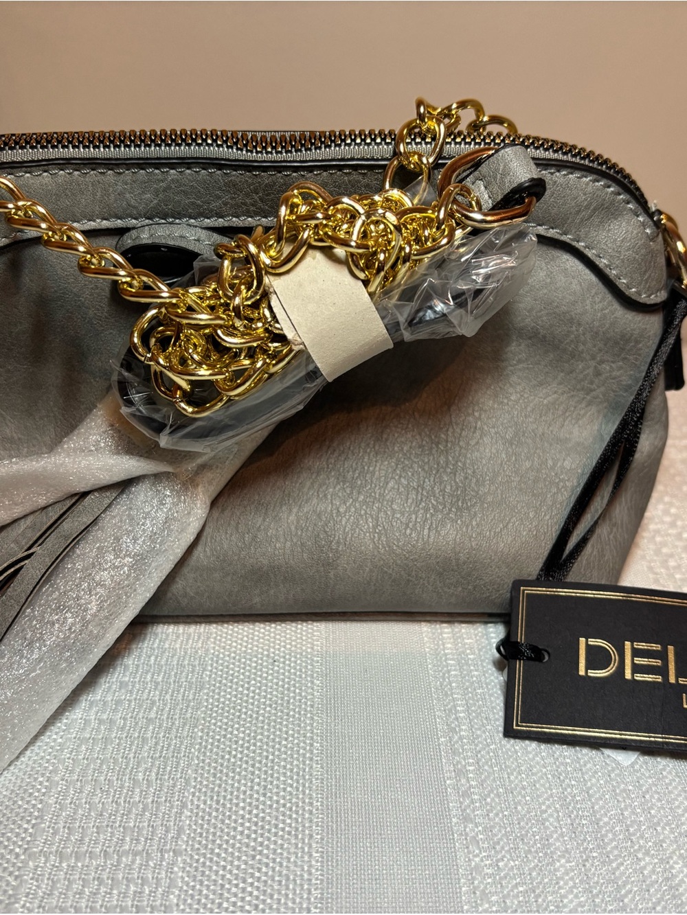DELUXE Metallic Silver Crossbody Bag with Gold Chain Strap